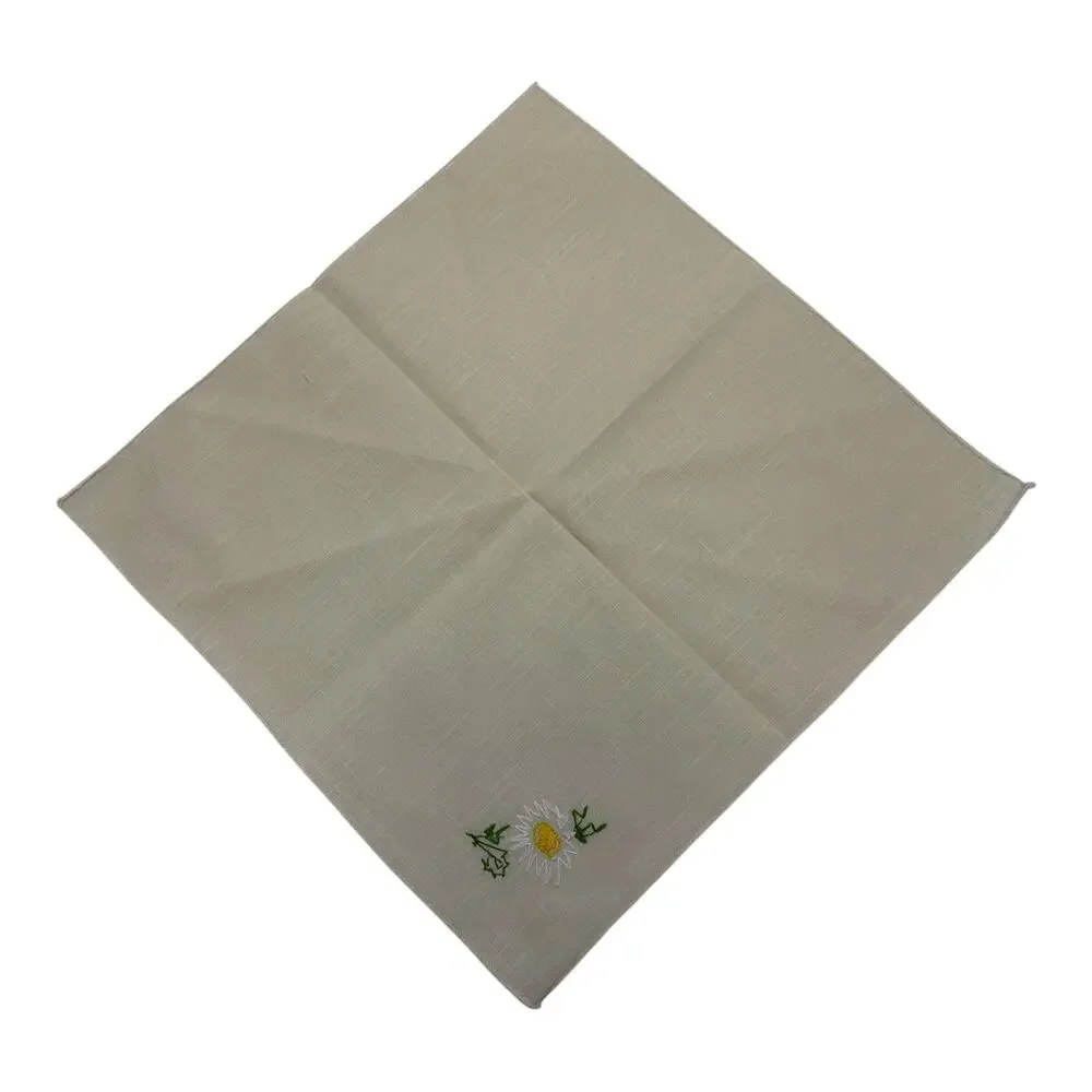 Set of 4 Linen Table Placemats with matching Napkins Daisy Embroidery